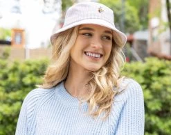 Pluto Natural Seersucker Bucket Hat -Love Your Melon Dimitri Fevrier 16 JEA MODEL 2022 2023