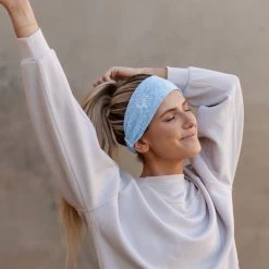 White And Cyan Speckled Hero Headband -Love Your Melon LYM.Hero .Headband.eCom .Cyan .Speck .5